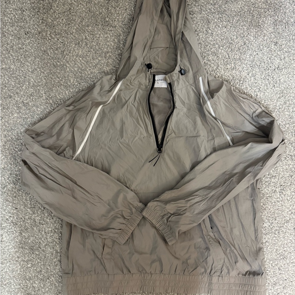Peloton Women's Nylon 1/4 Zip Pullover